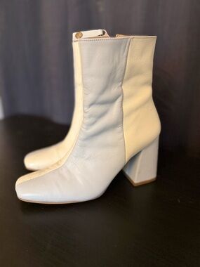 Stivali Cream and light Blue Block Heel Ankle Boots